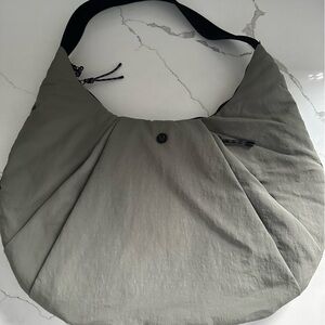 NWOT Lululemon Pleated Shoulder Bag in Grey Sage